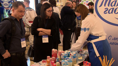 Объем поставок продовольствия из Белоруссии в Петербург увеличат на 5 млрд рублей