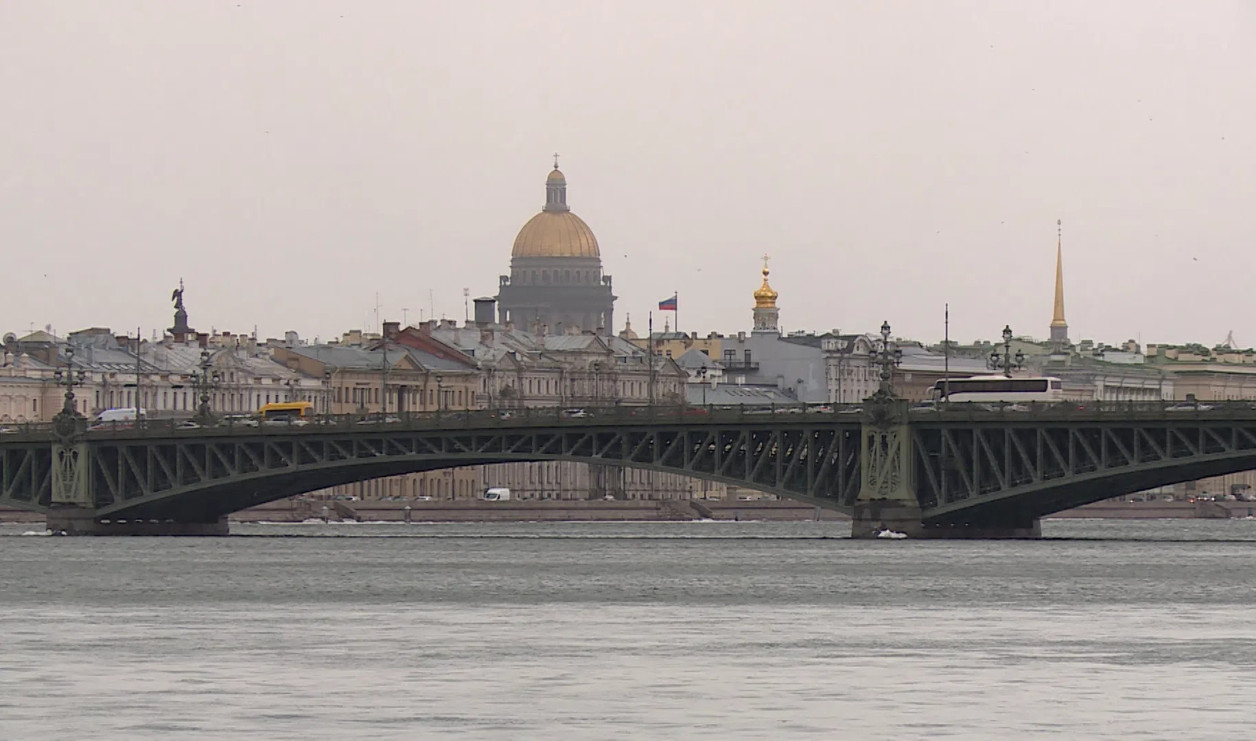 санкт петербург в апреле