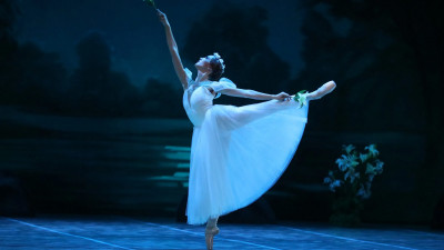 Театр балета имени Якобсона покажет «Лебединое озеро» и «Жизель» в апреле