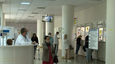 Глава комитета по соцполитике оценил кабинеты вакцинации в поликлинике № 38