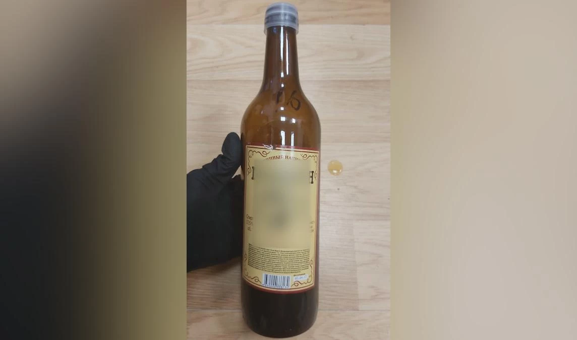 Почти 8,5 тысячи бутылок нелегального алкоголя изъяли в Колпино - tvspb.ru