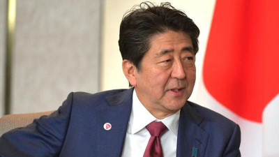 Синдзо Абэ прилетел в Москву на переговоры с Путиным