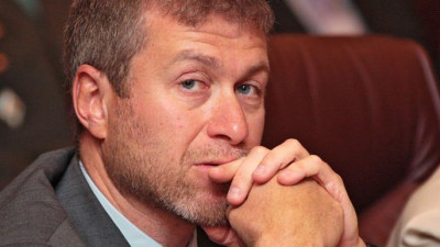 Британия обяжет Абрамовича рассказать об источниках своих доходов, сообщают СМИ