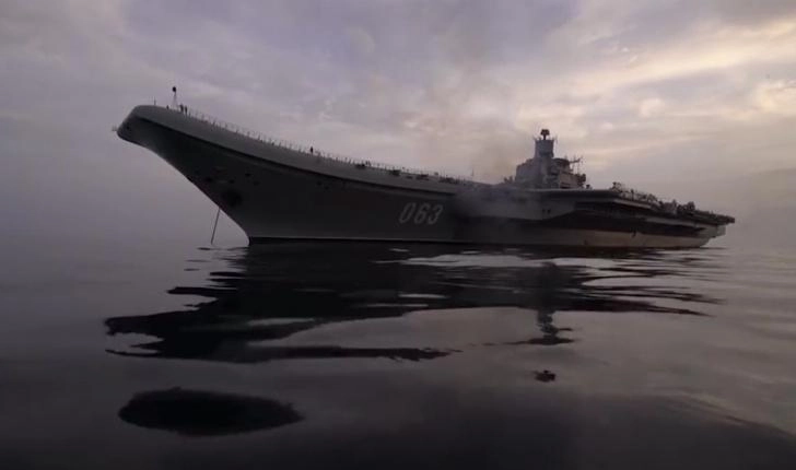 С палубы авианосца «Адмирал Кузнецов» полностью убрали кран - tvspb.ru