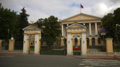 Правительство Петербурга обсудит развитие городской системы здравоохранения