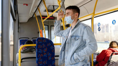 В общественном транспорте Ленобласти оштрафовали 235 человек без масок