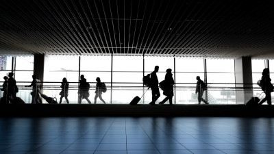 Сразу ряд стран снял COVID-ограничения и готов принимать российских туристов