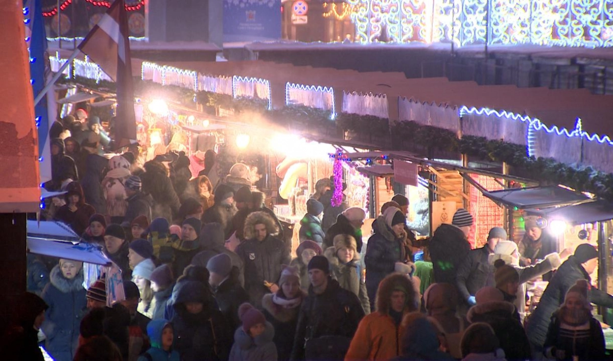 Рождественскую ярмарку в Петербурге посетили более миллиона человек - tvspb.ru