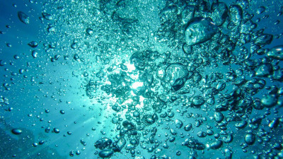 «Витязь» установил на дне Марианской впадины вымпел в честь 75-летия Победы