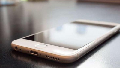 В Минкомсвязи поддержали идею освободить от оплаты сотовой связи оставшихся за рубежом россиян