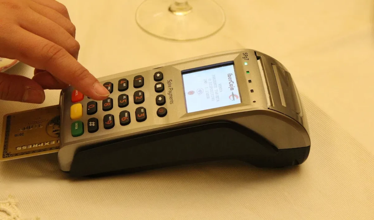 В Болгарии и Таиланде можно будет расплачиваться картами «Мир» - tvspb.ru