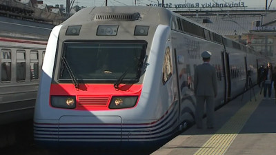 «Омикрон»-штамм отложил запуск поездов «Аллегро» из Петербурга в Хельсинки