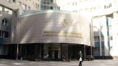 В центре имени Алмазова начали принимать больных коронавирусом