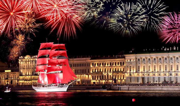«Алые паруса-2018»: история праздника, программа вечера и работа транспорта