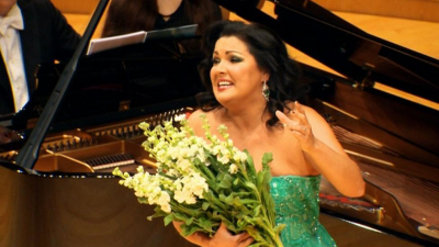 Оперу в Нью-Йорке обязали выплатить Нетребко 200 тысяч долларов за отмену выступлений