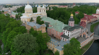 Благовещенскую усыпальницу Александро-Невской Лавры передали РПЦ на сто лет