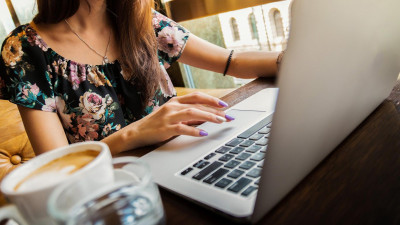 «Больше никогда в эту историю не полезу»: Экс-сотрудница штаба Навального рассказала о своей работе