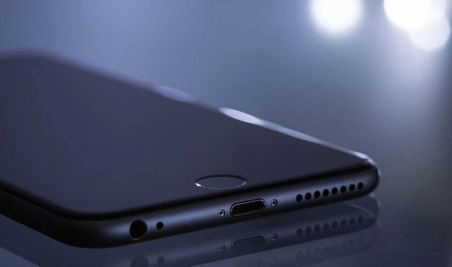 Первый чертеж iPhone XI появился в интернете - tvspb.ru