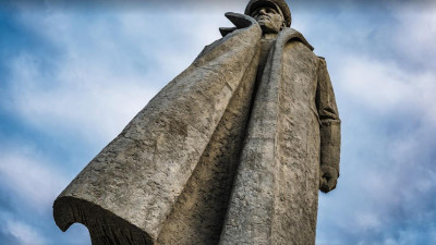 Памятник советскому маршалу Коневу в Праге перенесут в музей