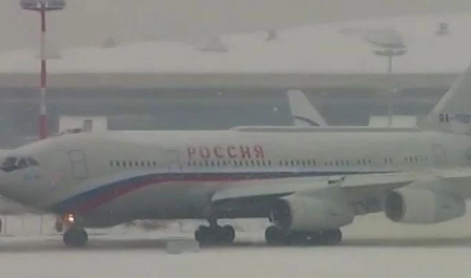 Авиарейсы из Москвы в Петербург задерживаются из-за непогоды - tvspb.ru