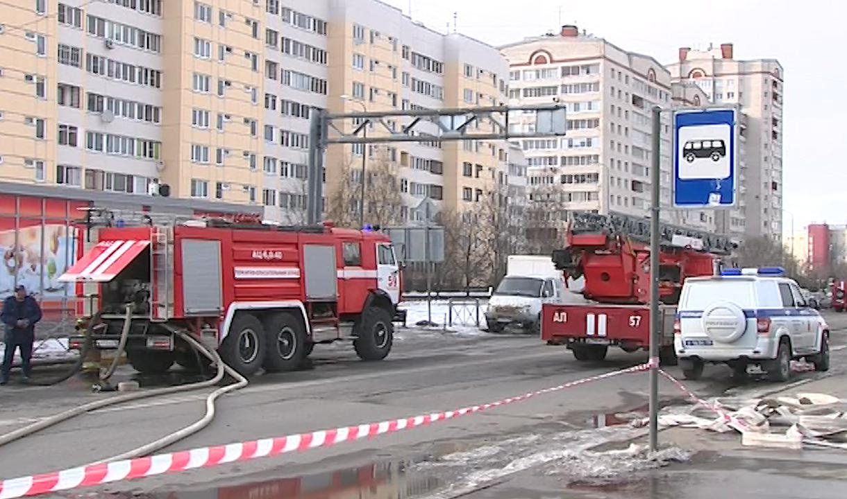 Что горит в приморском районе санкт петербурга. Пожар в Приморском районе сейчас. Пожар в Приморском районе СПБ сейчас. Пожар в Приморском районе СПБ.