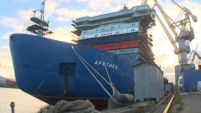 На самом мощном в мире ледоколе запустили реакторы