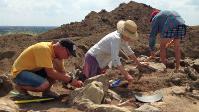 Петербургские археологи нашли в Хакасии детские игрушки, которым более 4,5 тыс. лет