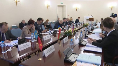 В Таврическом дворце одобрили модель закона «О противодействии применению допинга в спорте»