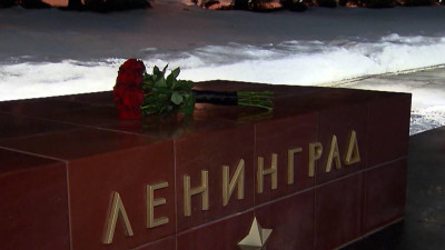 Как праздновали День Ленинградской победы в Петербурге и в странах мира