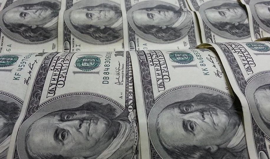 Бернар Арно потерял более 30 млрд долларов из-за коронавируса - tvspb.ru