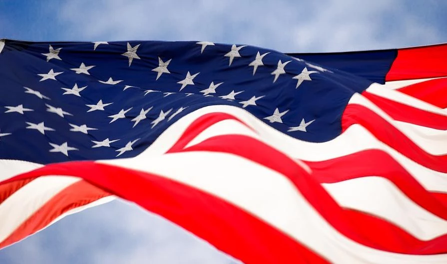 Дипломаты США хотят встретиться с задержанным в Москве по обвинению в шпионаже американцем - tvspb.ru