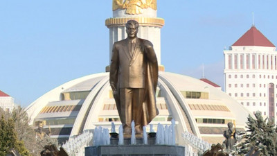 Александр Беглов в Ашхабаде провел встречу с президентом страны Гурбангулы Бердымухамедовым