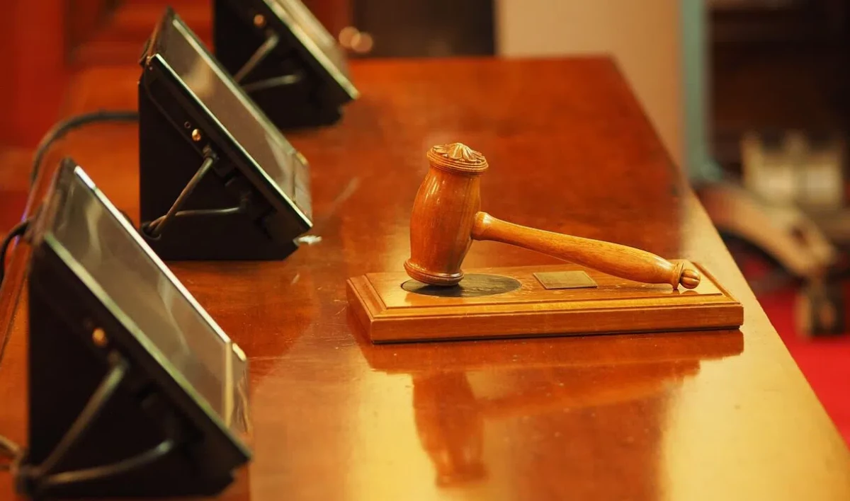 В Петербурге снова сорвались торги по продаже гипермаркета «Оптоклуба Ряды» - tvspb.ru