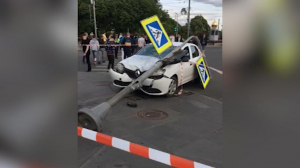 Дорожные полицейские выясняют обстоятельства аварии в Петроградском районе