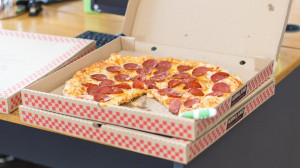 В полночь по всей стране будет приостановлена деятельность организаций общественного питания