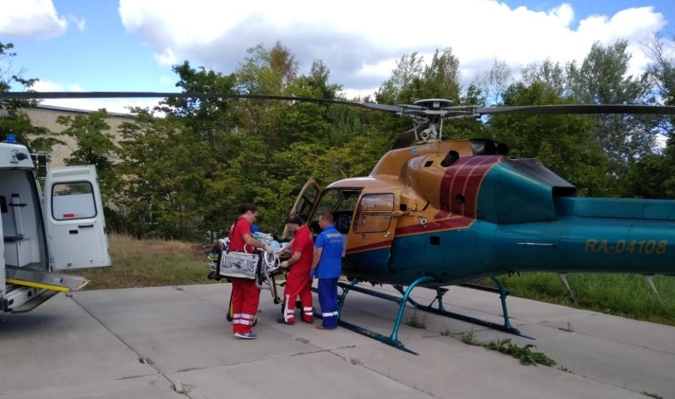 Пострадавшего в ДТП подростка доставляли вертолетом из Выборга в Петербург - tvspb.ru