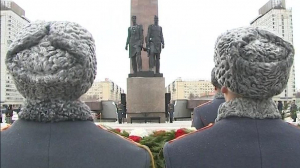 День защитника Отечества в Петербурге отметили торжественно-траурными мероприятиями