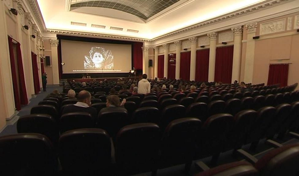 После масштабной реставрации открылся Большой зал Дома кино - tvspb.ru