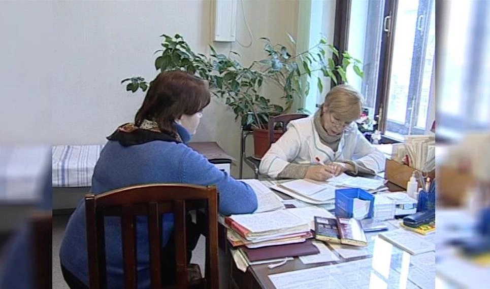 Работающим гражданам старше 65 лет оформили около 1,4 млн больничных - tvspb.ru