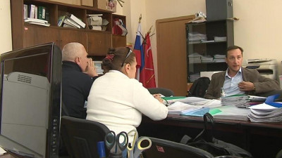 ТИК №7 не смог принять решение по комплектованию подконтрольных УИК