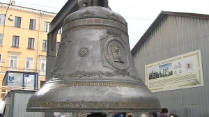 В Петербург доставили колокола, отлитые по старинной технологии