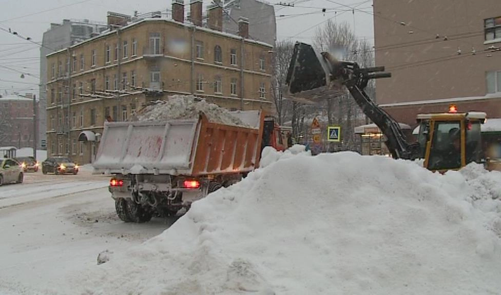 В Петербурге к уборке снега привлекут спасателей - tvspb.ru