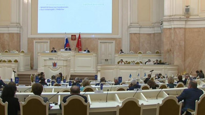 Врио губернатора Беглов выступит на заседании ЗакСа