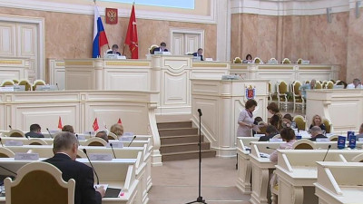 Изменения и дополнения в бюджет Петербурга обсудят на заседании Заксобрания