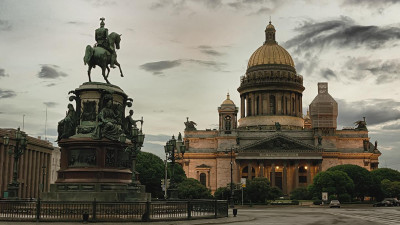 В Петербурге стартует первый этап смягчения ограничительных мер