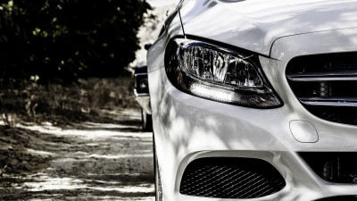 Mercedes-Benz приостановил производство своих автомобилей в России