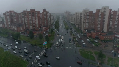 В Петербурге обсудили, как пересадить автомобилистов на общественный транспорт