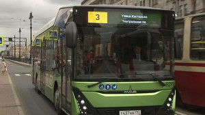 Экспериментальный автобус в Петербурге