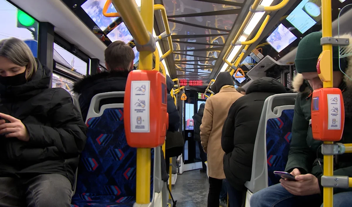 Петербуржцам назвали способы сэкономить на проезде в метро и автобусах - tvspb.ru