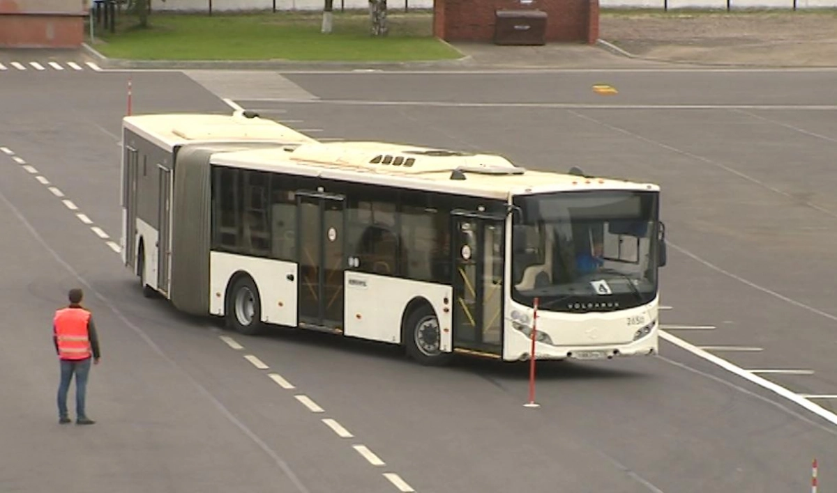 Петербург закупит 200 новых автобусов к Евро-2020 - tvspb.ru